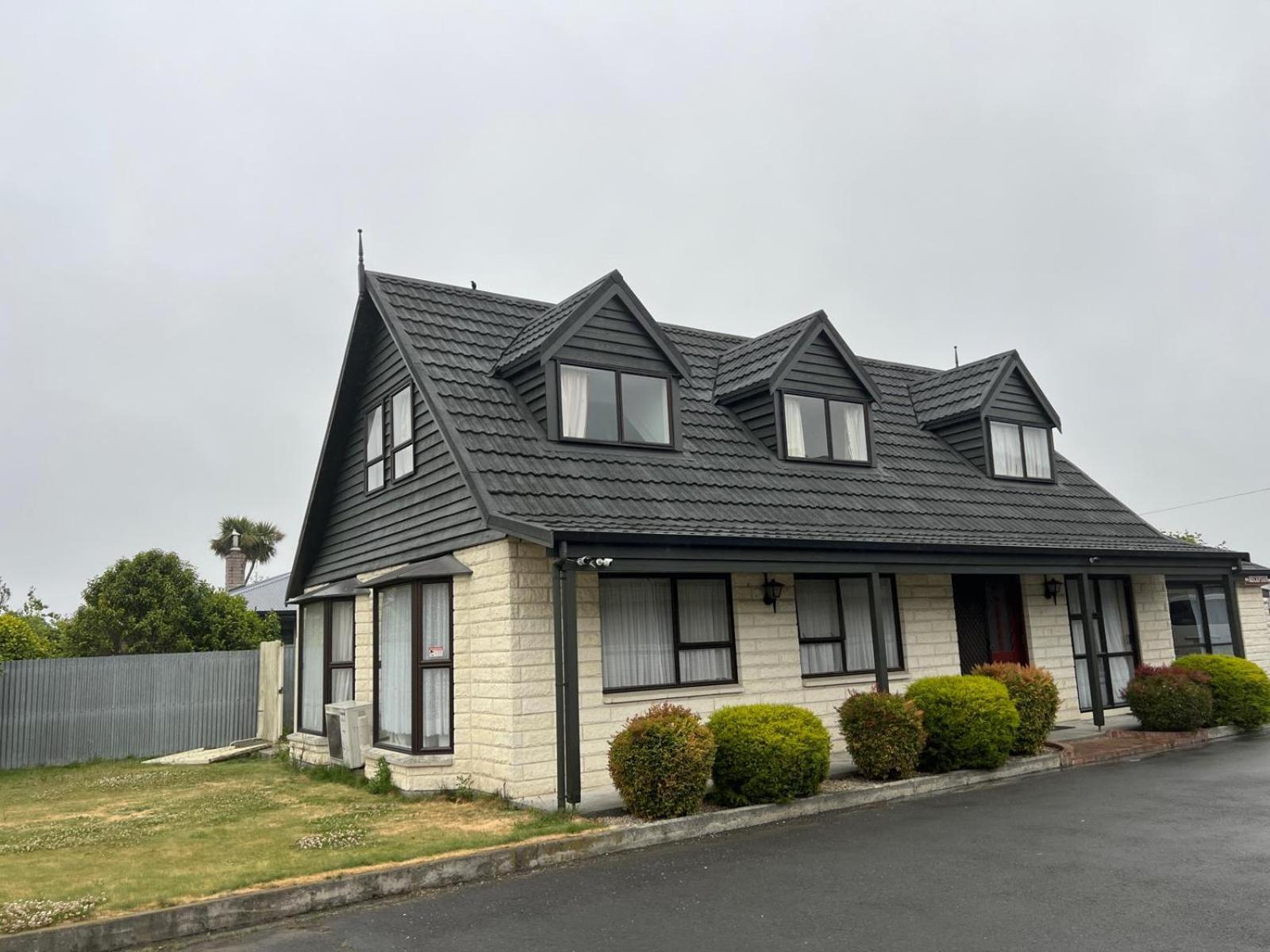 Academy Lodge Motel Ashburton Eksteriør billede
