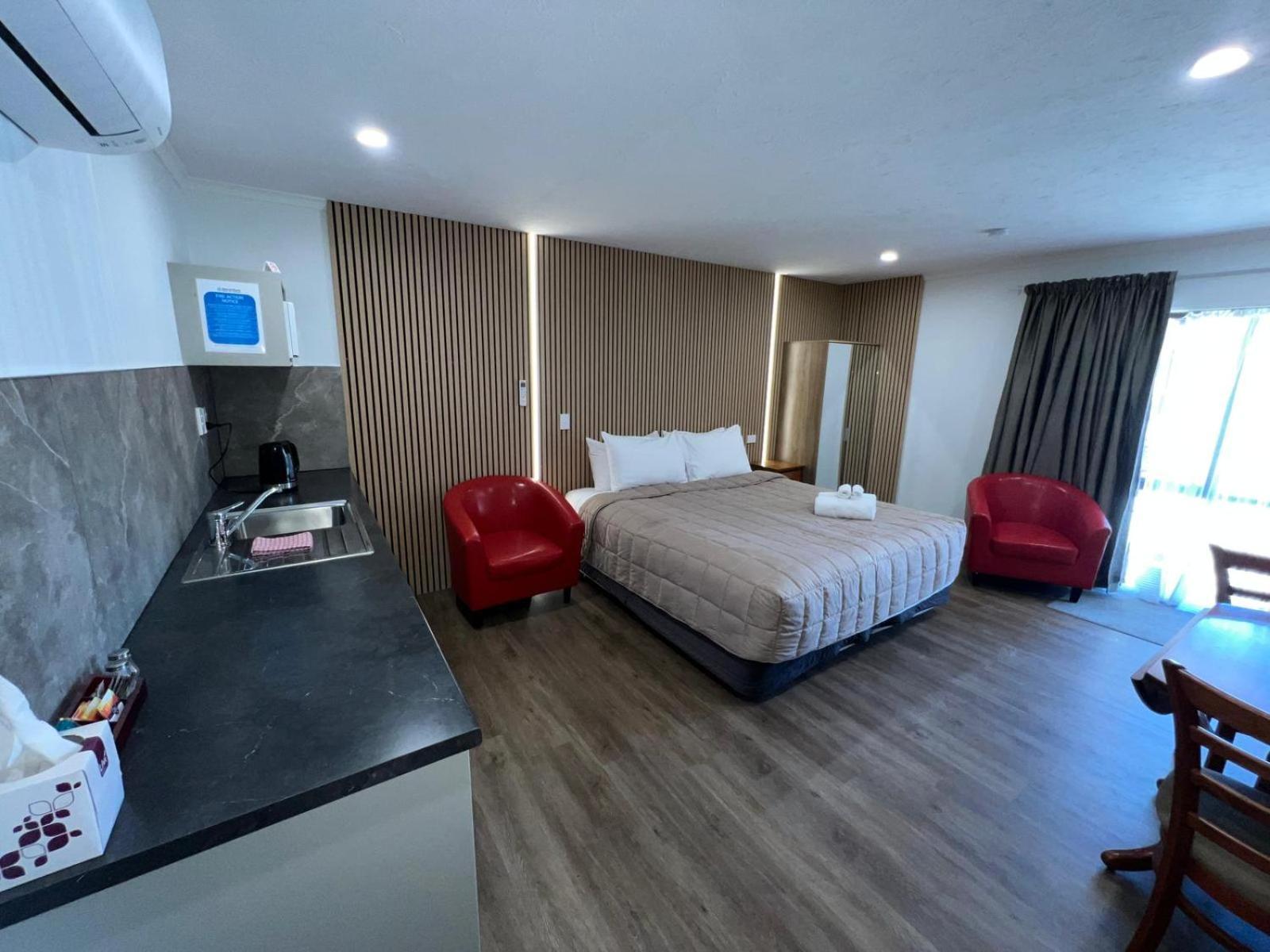 Academy Lodge Motel Ashburton Eksteriør billede