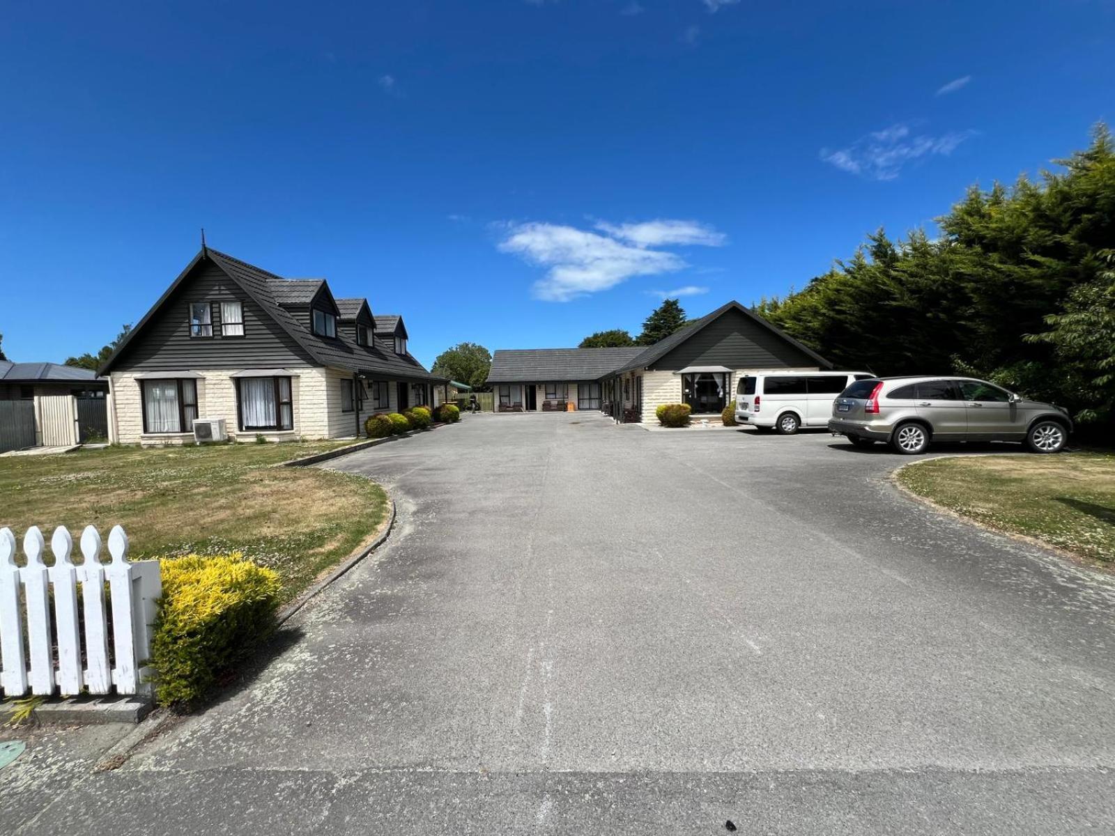 Academy Lodge Motel Ashburton Eksteriør billede