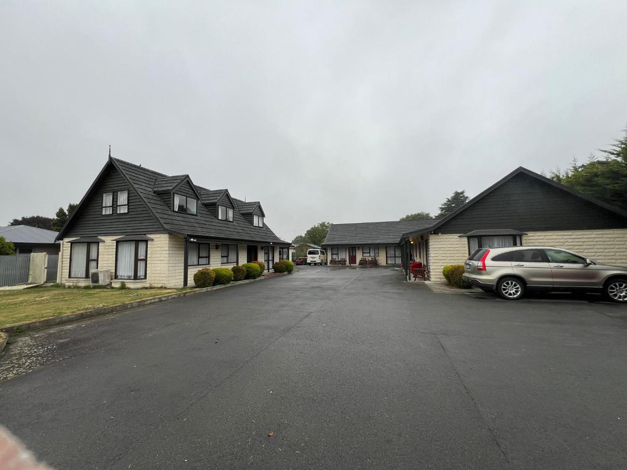 Academy Lodge Motel Ashburton Eksteriør billede