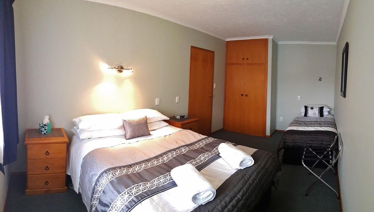 Academy Lodge Motel Ashburton Eksteriør billede