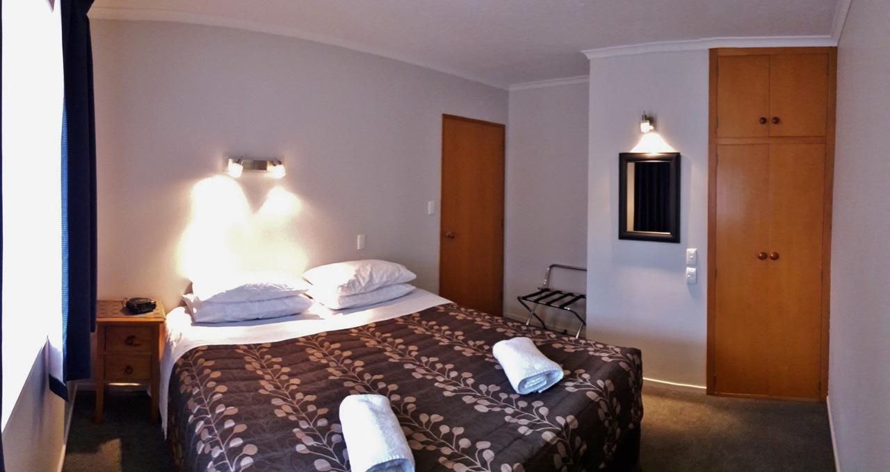 Academy Lodge Motel Ashburton Eksteriør billede