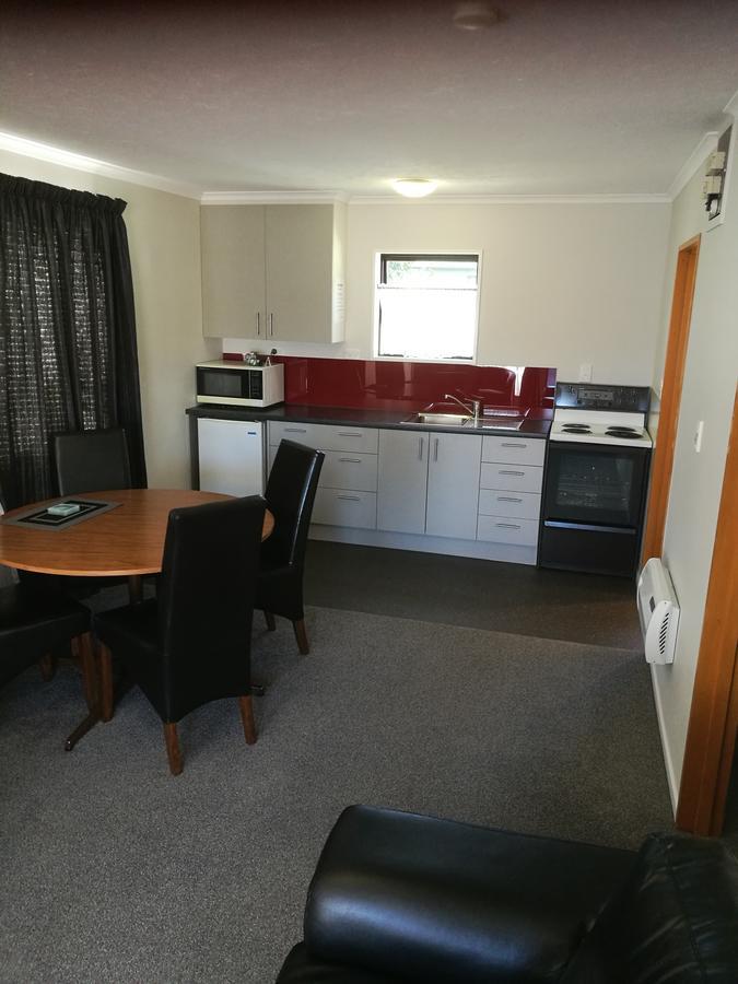 Academy Lodge Motel Ashburton Eksteriør billede